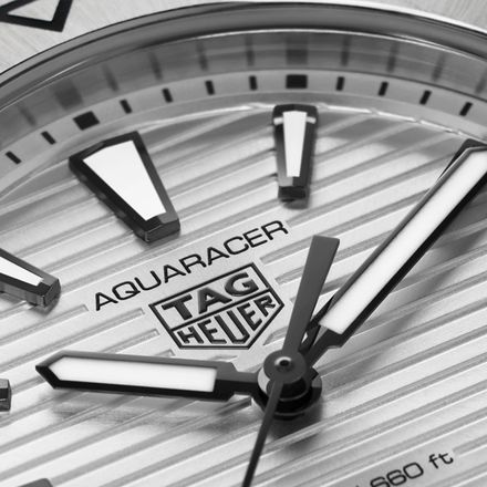 Relógio TAG Heuer Aquaracer Professional 200 40mm - WBP1111.BA0627