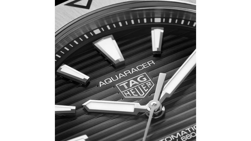 Rel gio TAG Heuer Aquaracer Professional 200 Date 40mm WBP2110.BA0627