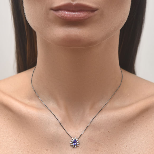 Colar-Gota-Tanzanita-com-Diamantes-em-Ouro-Negro