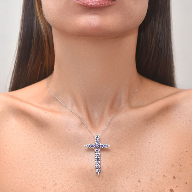 Colar-Ouro-Branco-Cruz-Maleavel-Tanzanita-e-Diamantes-