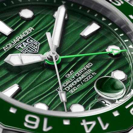 TAG Heuer Aquaracer Professional 300 GMT 42mm - WBP5115.BA0013