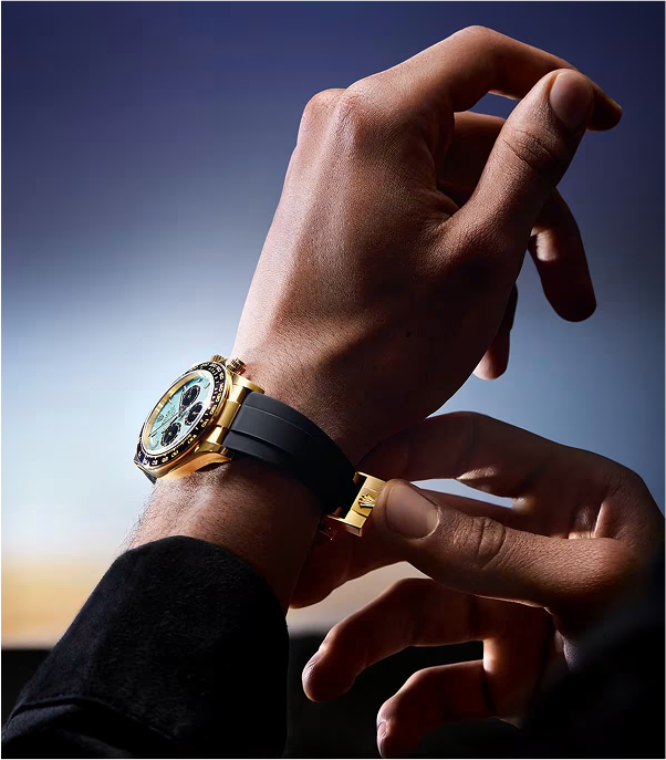 A Rolex deu um rosto esplendoroso a três de seus modelos icônicos, famosos por sua tecnicidade e seu design emblemático.